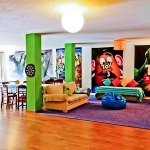 Coloured Studio Apartamento
